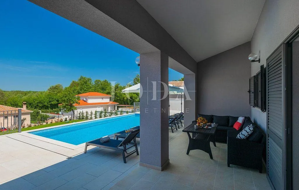 labin, okolica, prekrasna villa sa bazenom - slika 10