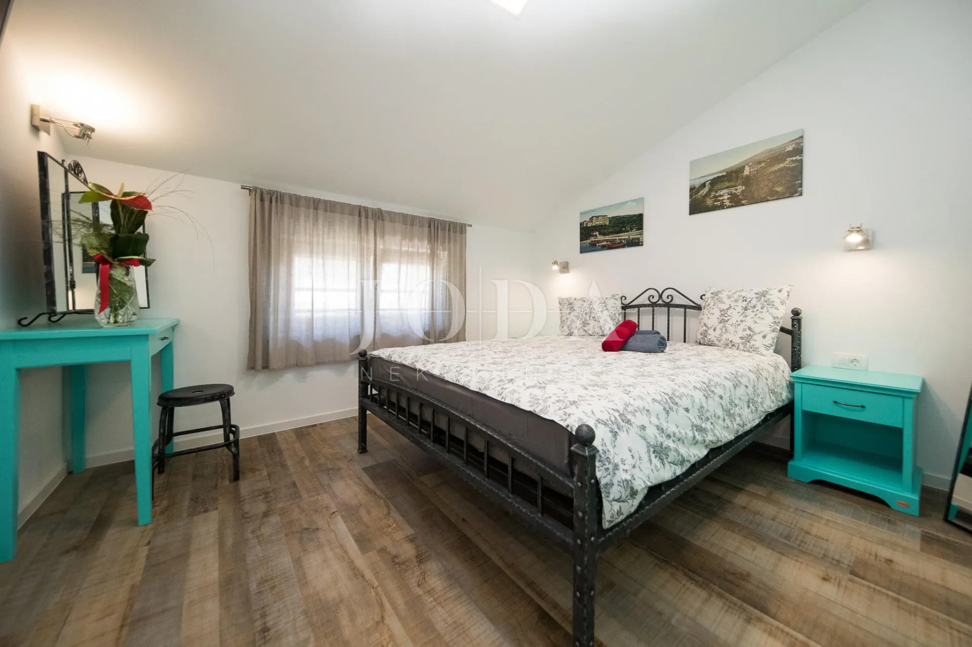 crni mol penthaus dva apartmana - slika 14