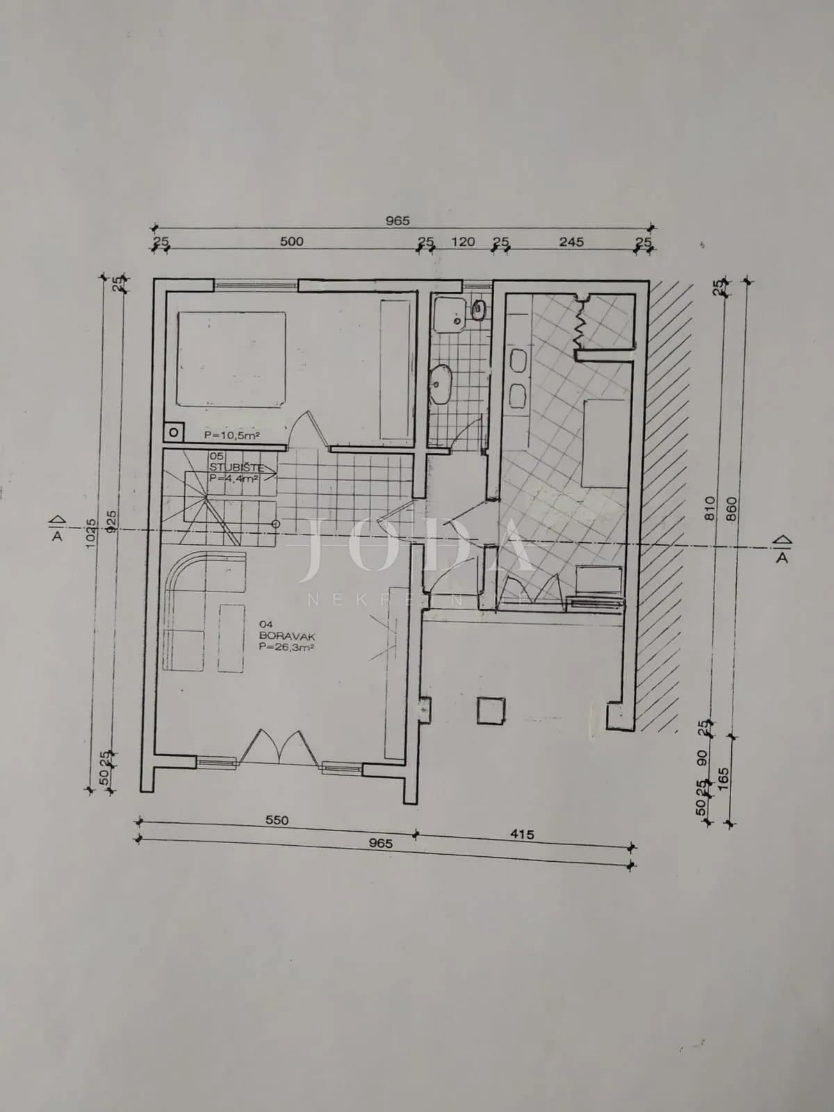 kuća s pogledom na more i dvjema garažama – klenovica - slika 35