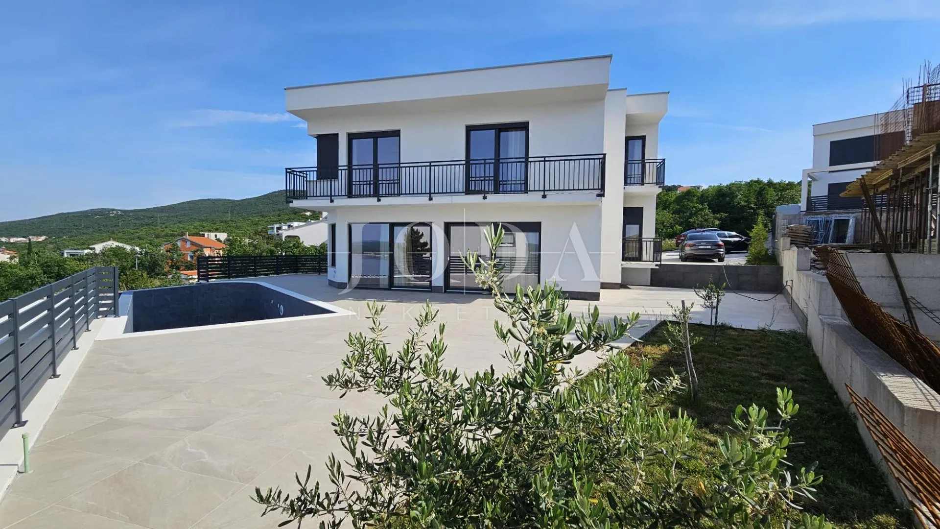 crikvenica kuća sa bazenom - slika 14