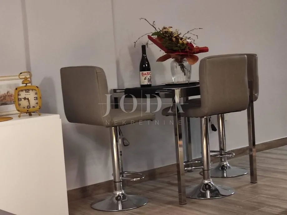 novi vinodolski, stan u centru grada - slika 4