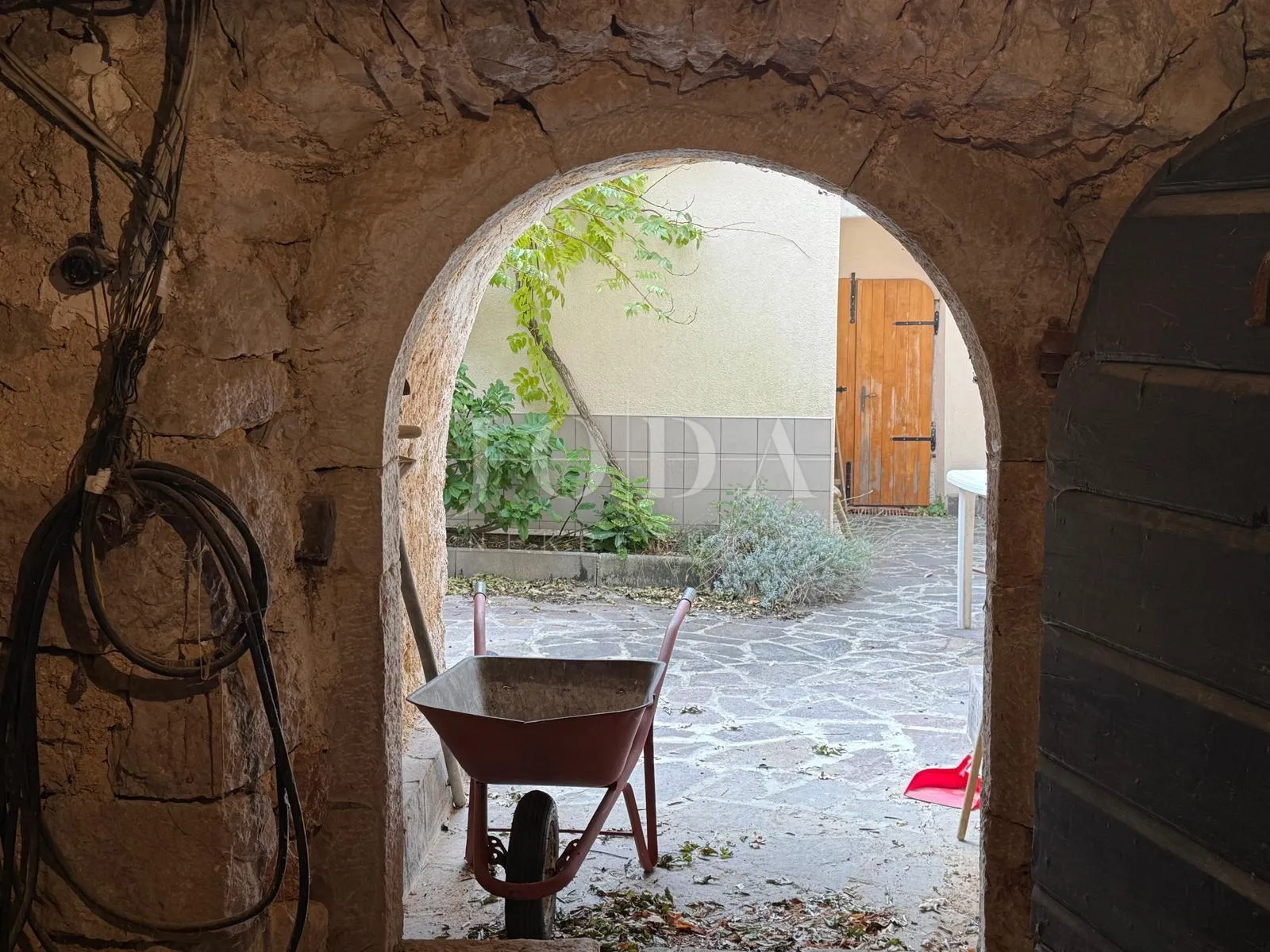 tribalj - dvije spojene kuće - slika 17