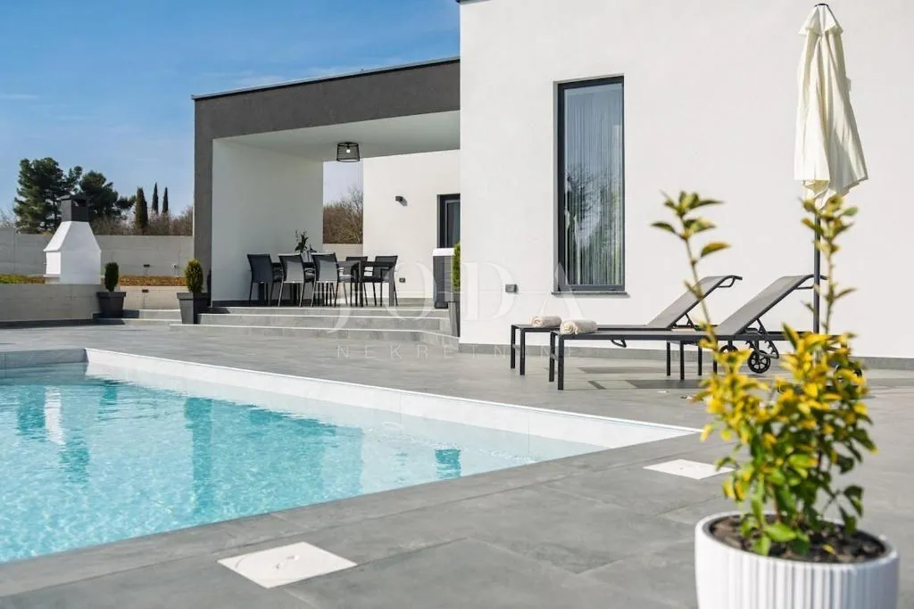 žminj, moderna villa sa bazenom, jacuzzijem i saunom - slika 2
