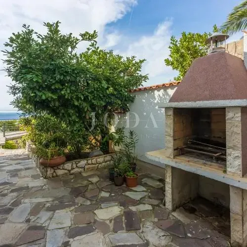 kuća sa 2 stana i panoramskim pogledom - slika 18
