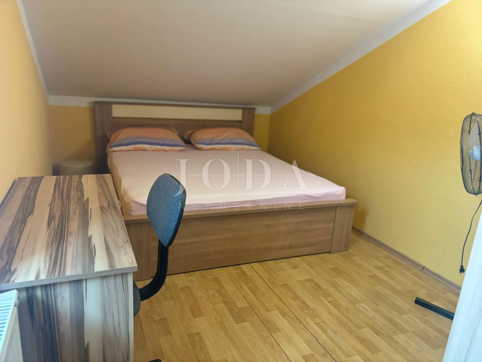 matulji, jušići, dvoetažni stan, 2 balkona - slika 9