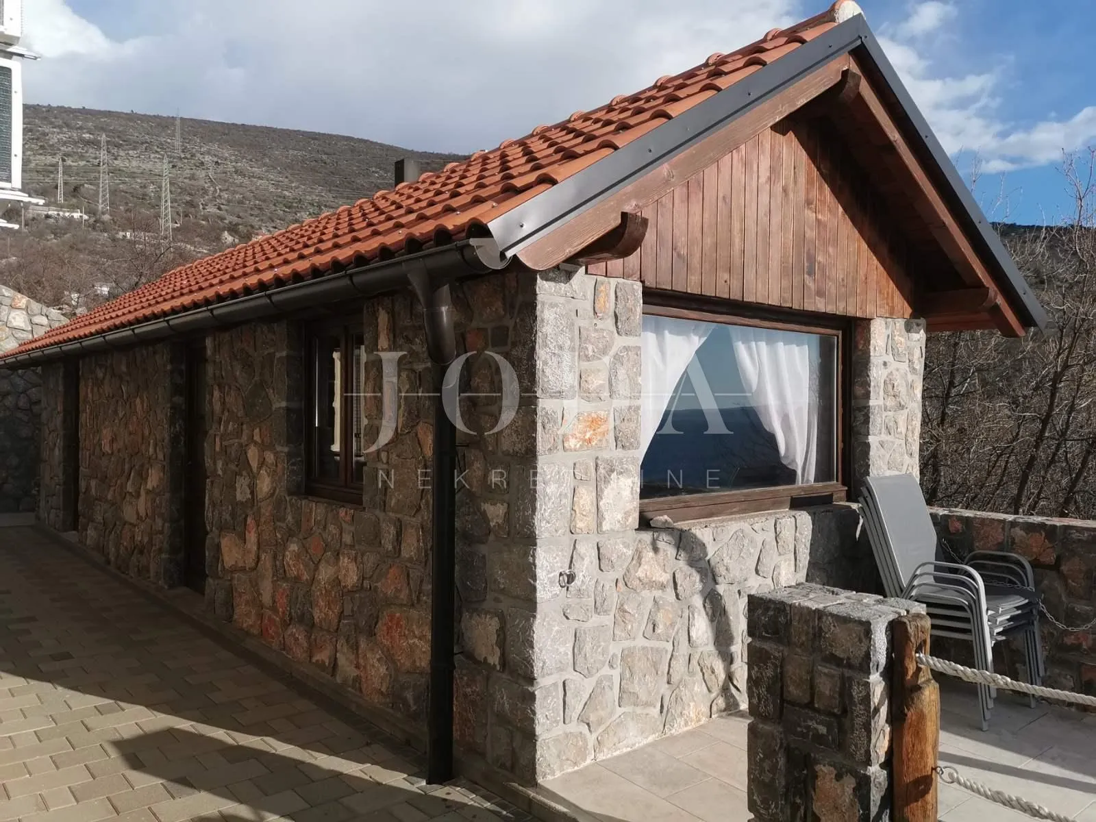 sveti juraj, kuća sa pet stambenih jedinica - slika 27