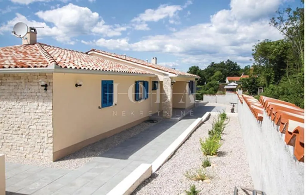labin, okolica, villa sa bazenom i saunom - slika 6