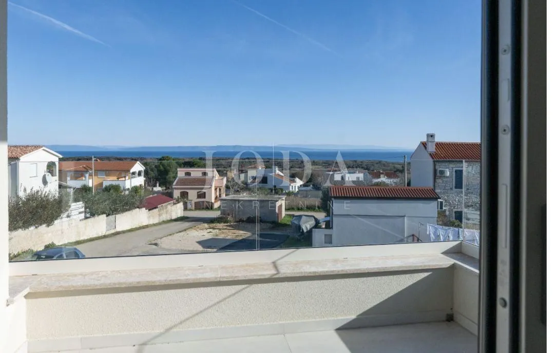 ližnjan, nova moderna villa sa pogledom na more - slika 10