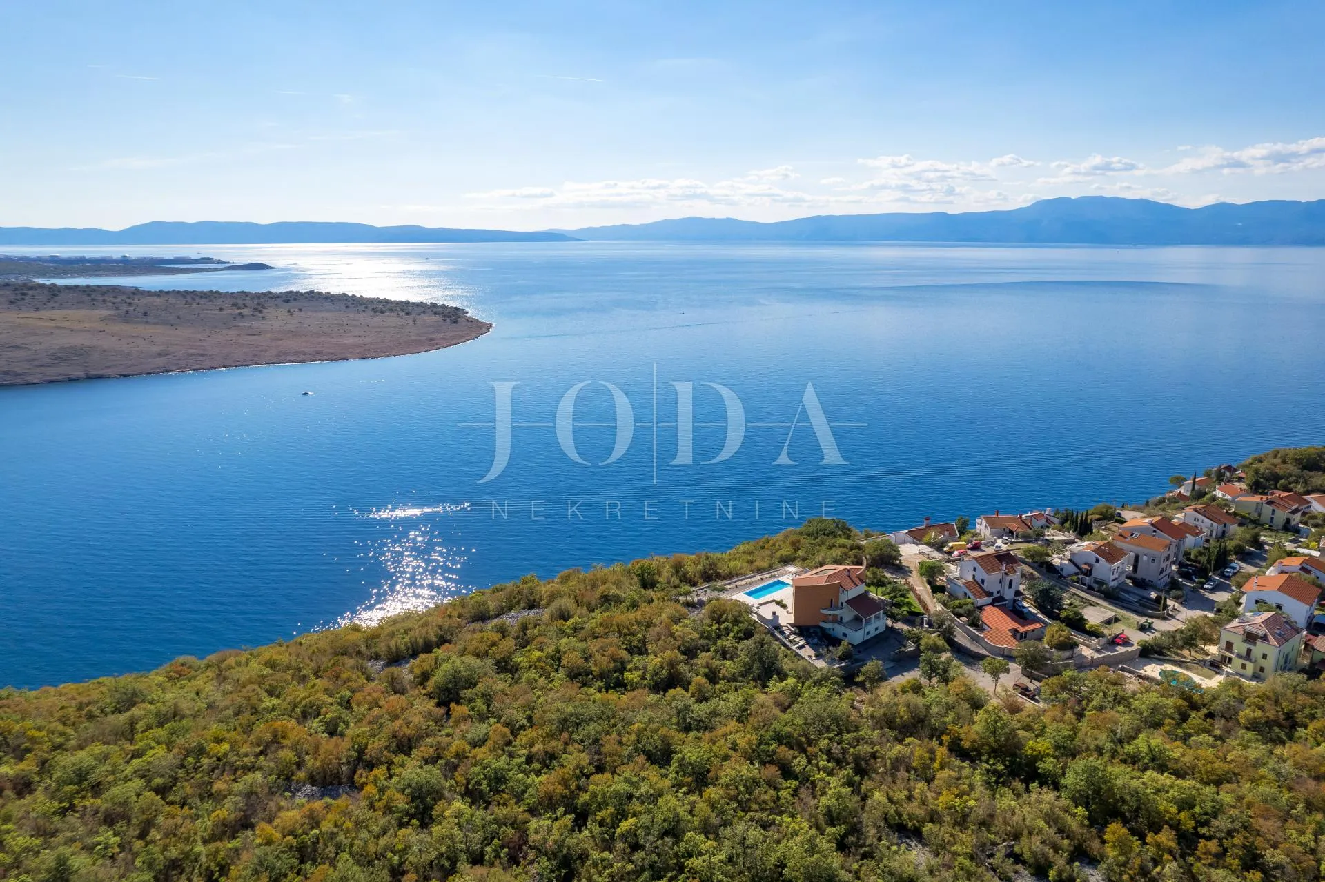 kraljevica kuća iznad mora - slika 18