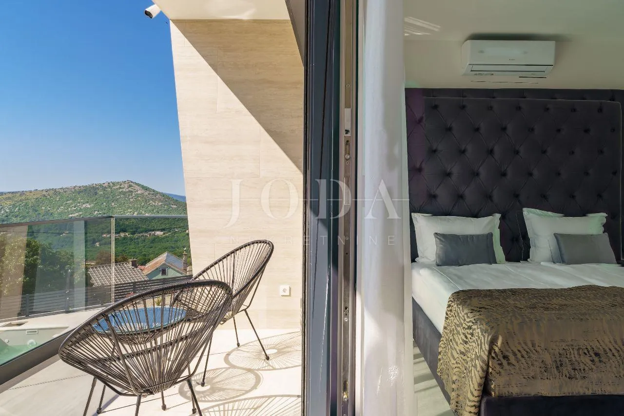 bribir moderna villa s bazenom i pogledom na more - slika 22