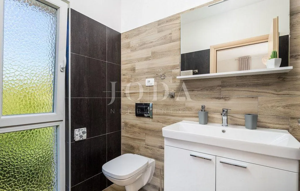 labin, okolica, villa sa bazenom i wellnessom - slika 38