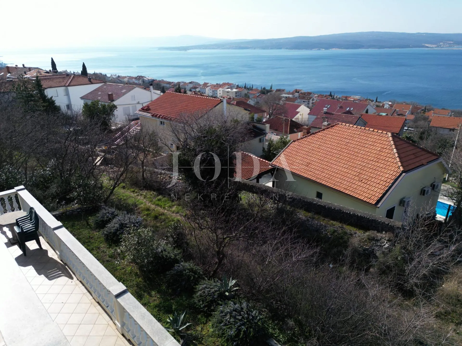 vila sa prekrasnim pogledom - slika 6