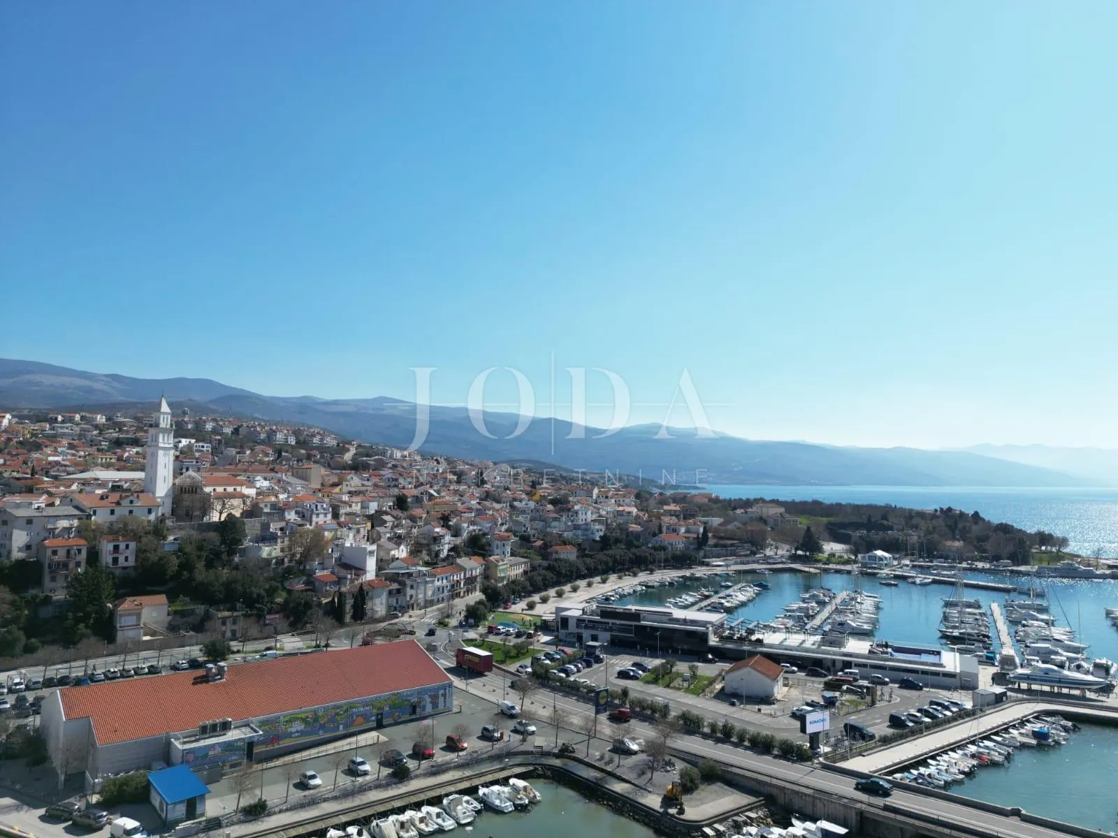 Novi Vindolski, stan 45m2, centar - Novi Vinodolski