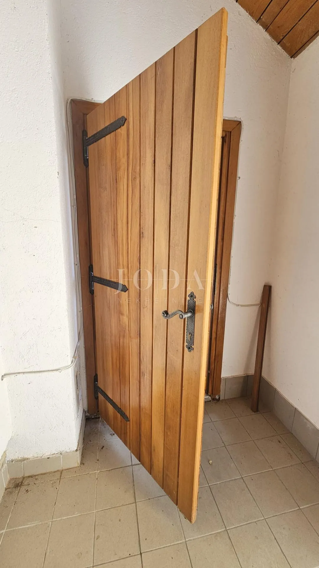 tribalj kuća - slika 24
