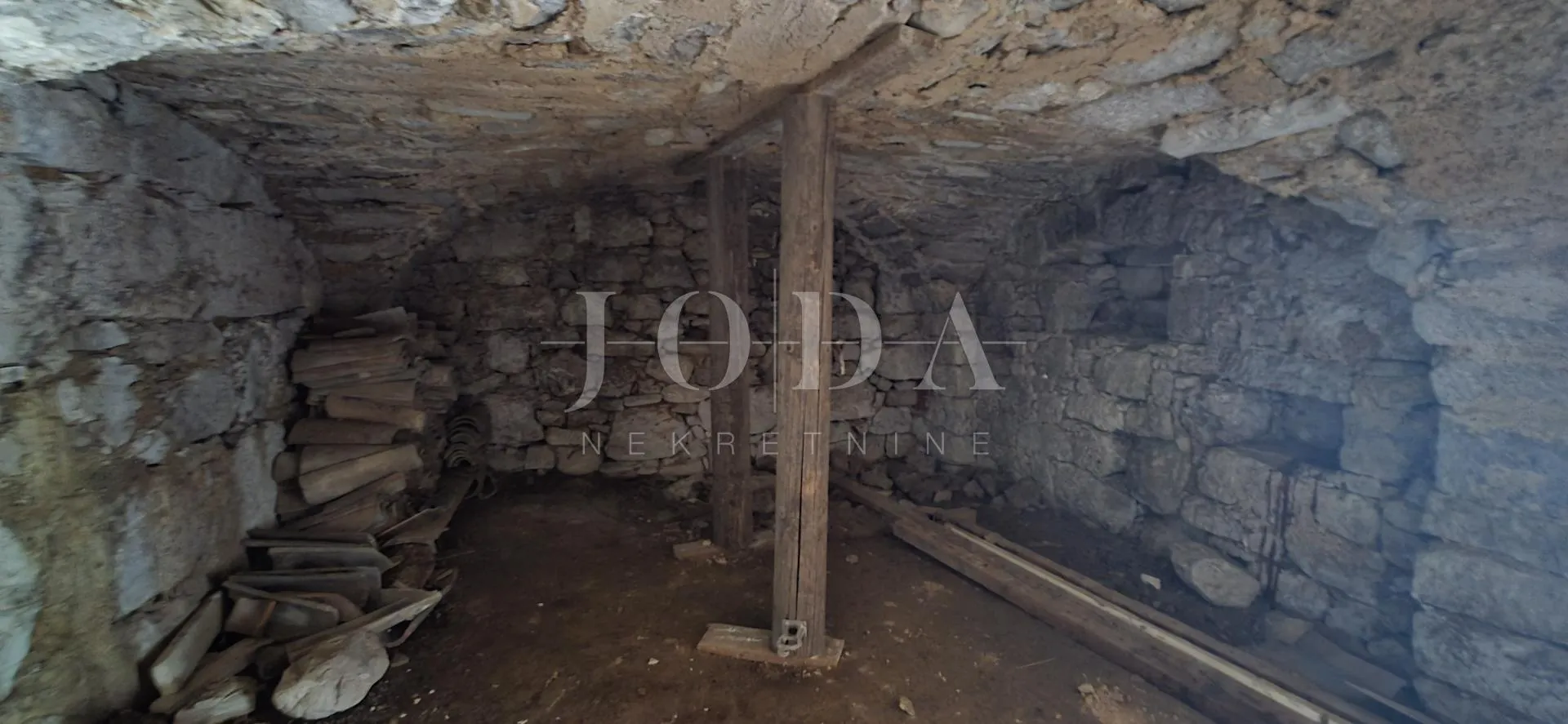 kamena kuća s pogledom na more + dodatna parcela 1400 m² | baretići, grižane - slika 32