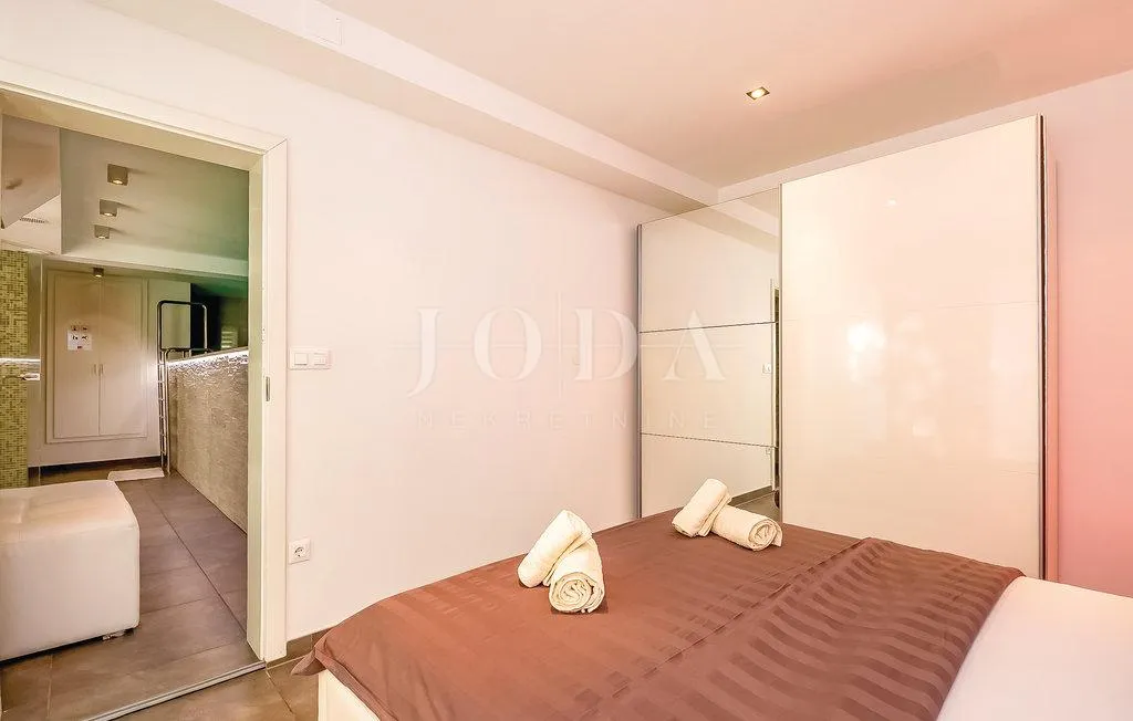 crikvenica, apartman 20 metara od mora sa unutarnjim bazenom - slika 10