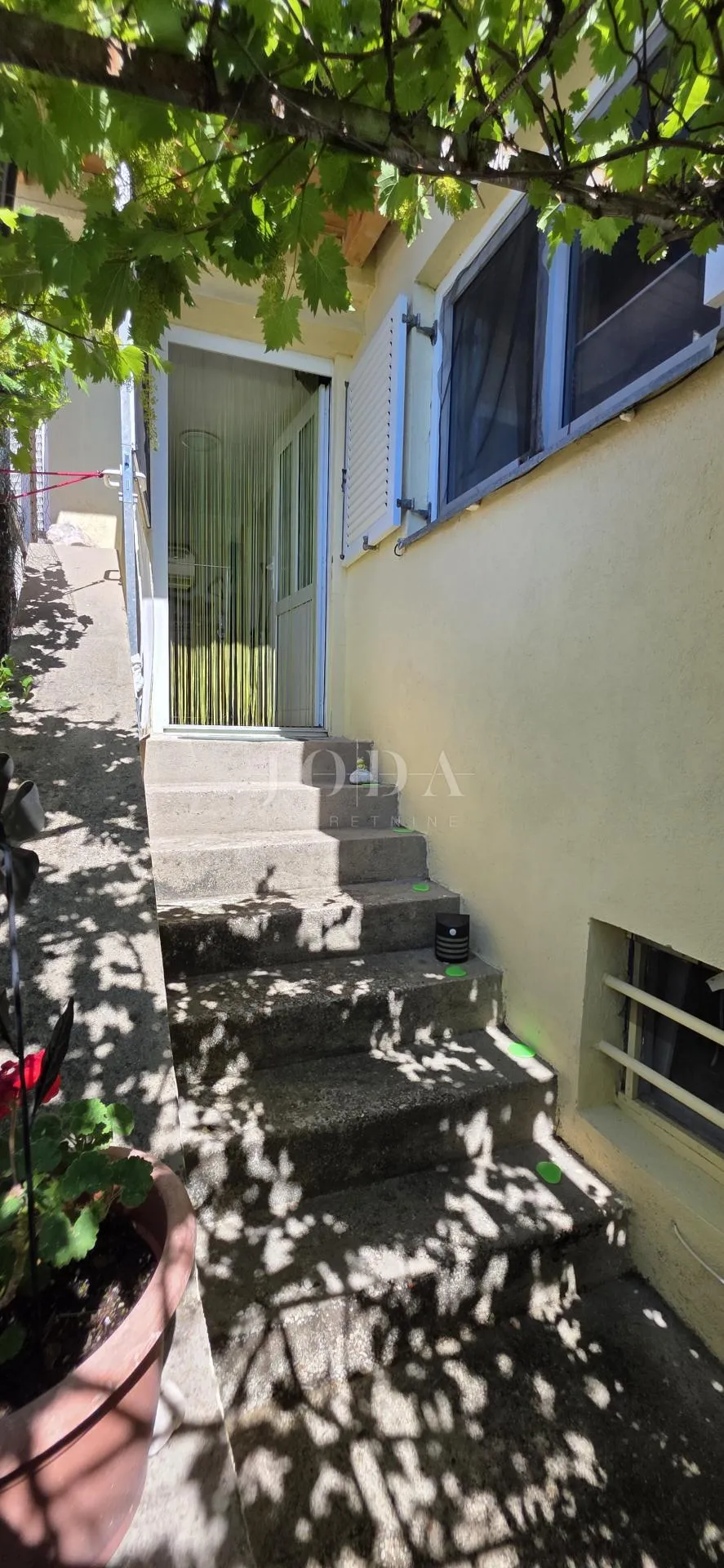prodaja kuće bribir | balkon, parking, pogled na more - slika 26
