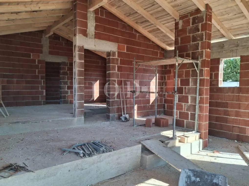kuća u roh bau fazi,svetvinčenat okolica - slika 4