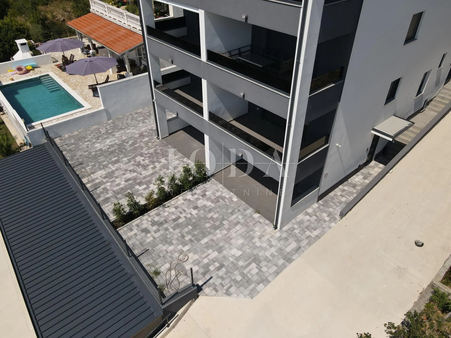 dramalj dvoetažni apartman u novogradnji - slika 12