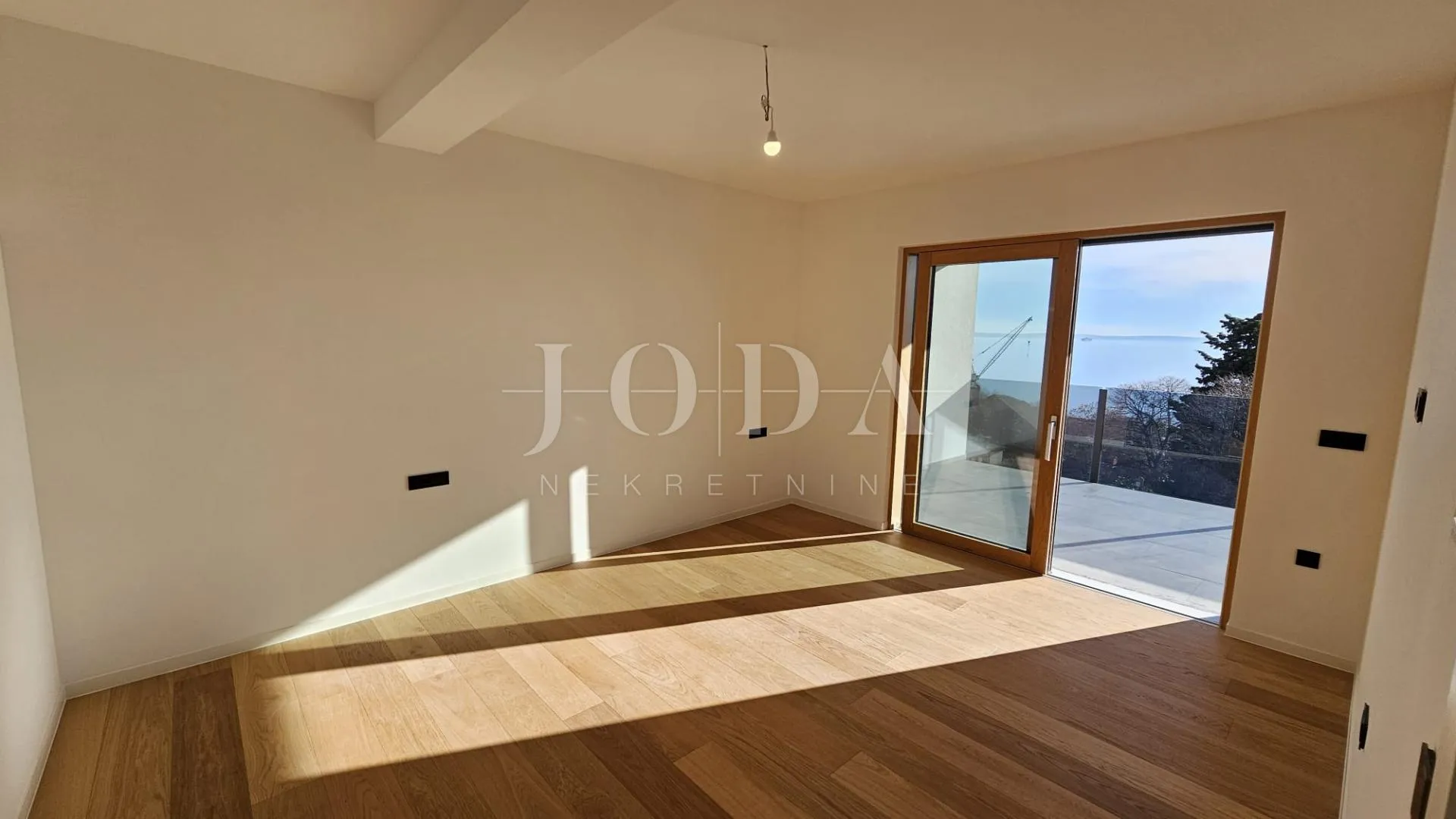 kantrida, luksuzni penthouse s panoramskom terasom i tri garažna mjesta - slika 21