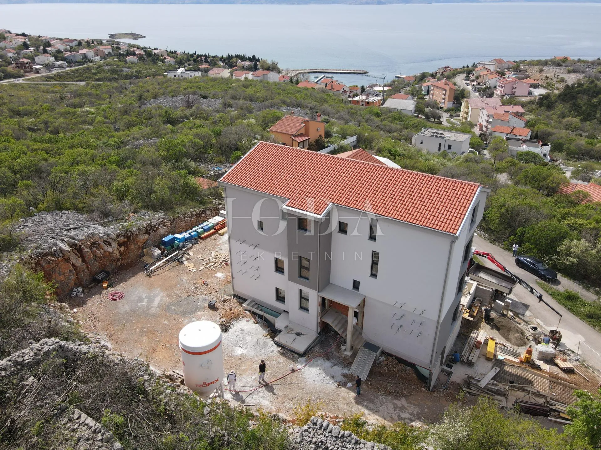 novogradnja s pogledom na more i bazenom - slika 40