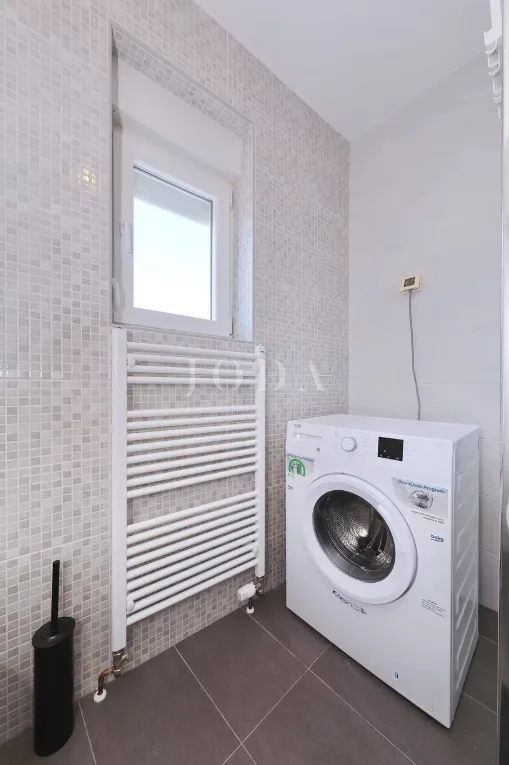 seline, starigrad - luksuzna villa s bazenom - slika 27