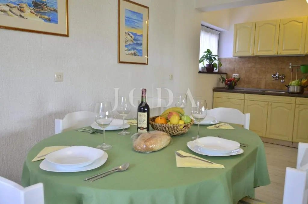 ekskluzivna nekretnina u crikvenici: 602 m², bazen, 7 apartmana, 250 m od mora - slika 16