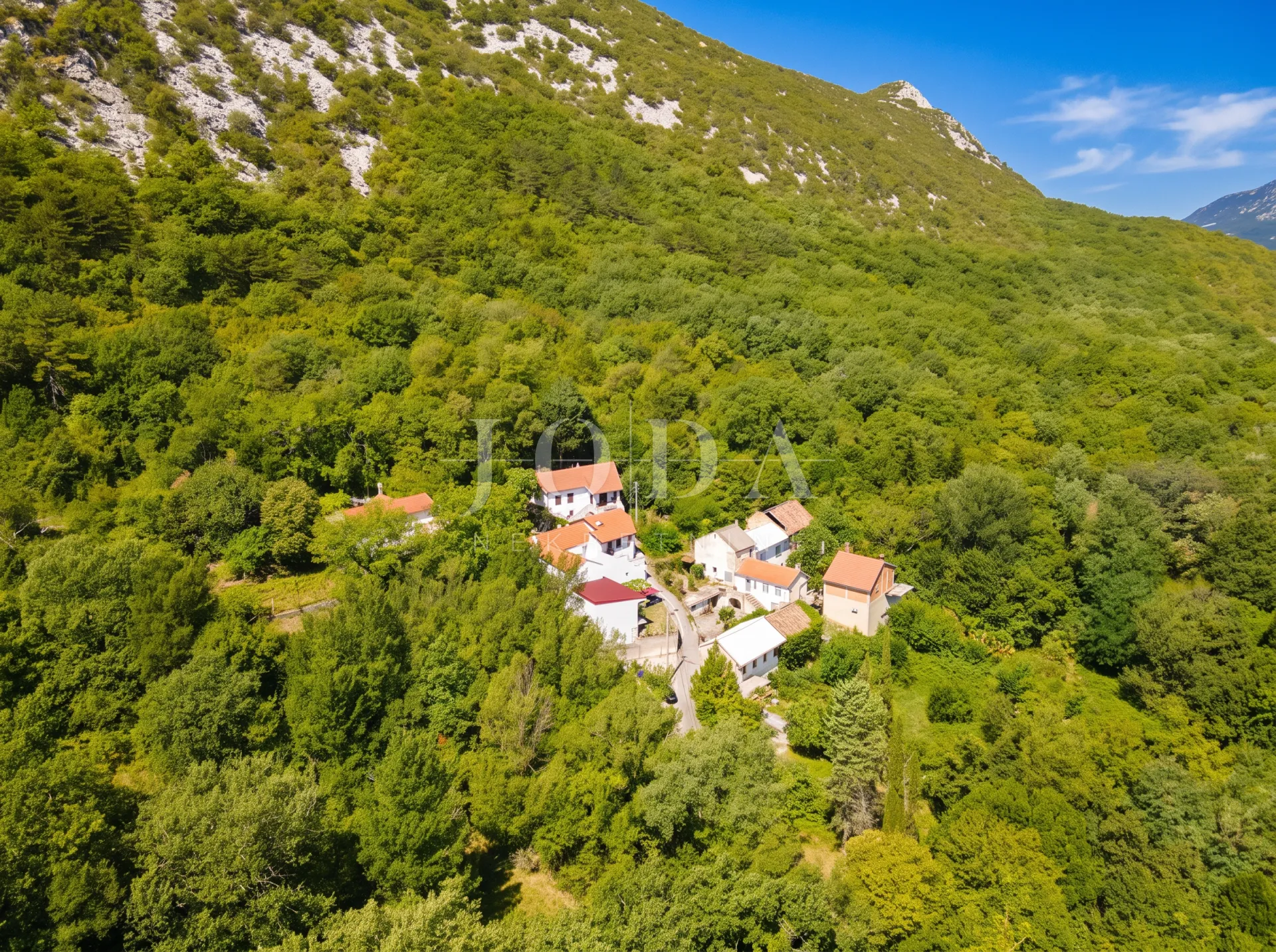tribalj imanje u blizini jezera - slika 6