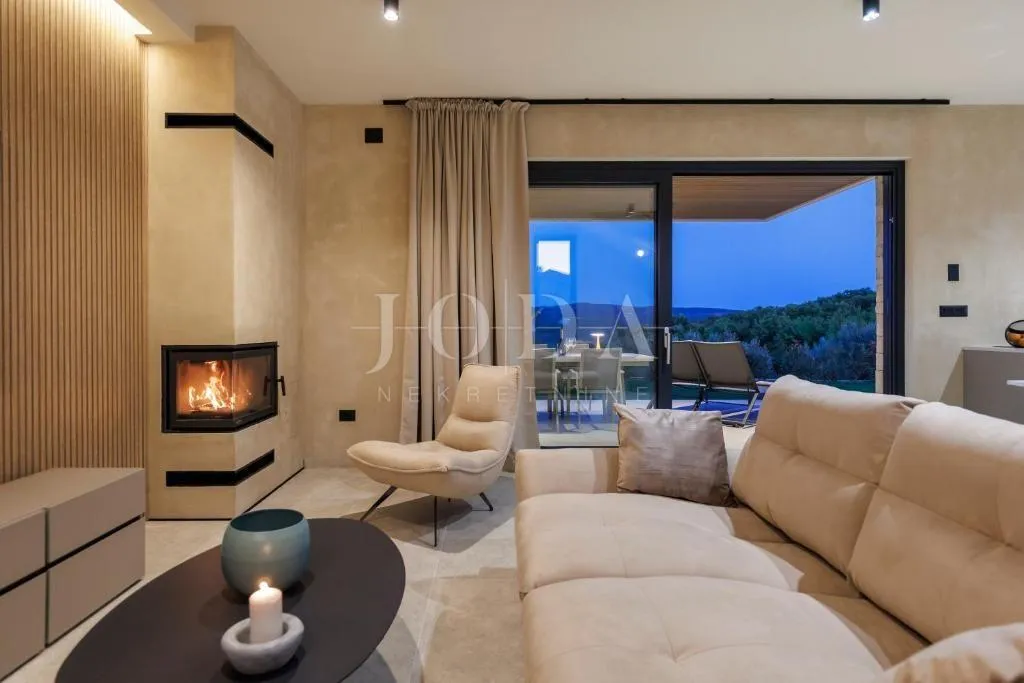 labin, okolica, moderna villa s bazenom i privatnim wellnessom - slika 32