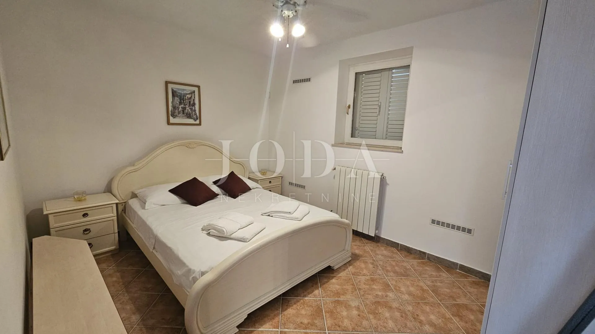 vila sa prekrasnim pogledom - slika 22