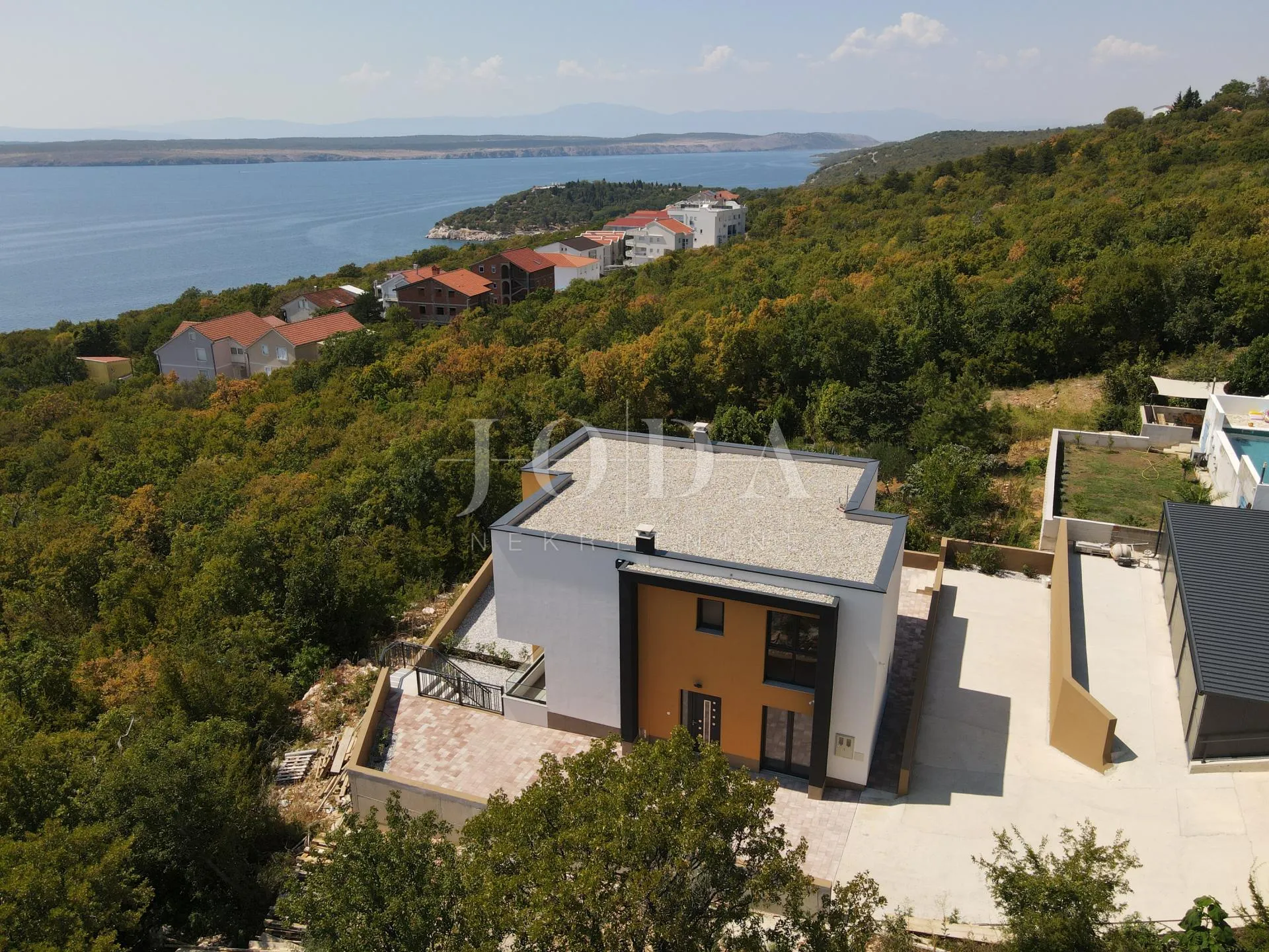 dramalj obiteljska kuća sa dva stana - slika 38