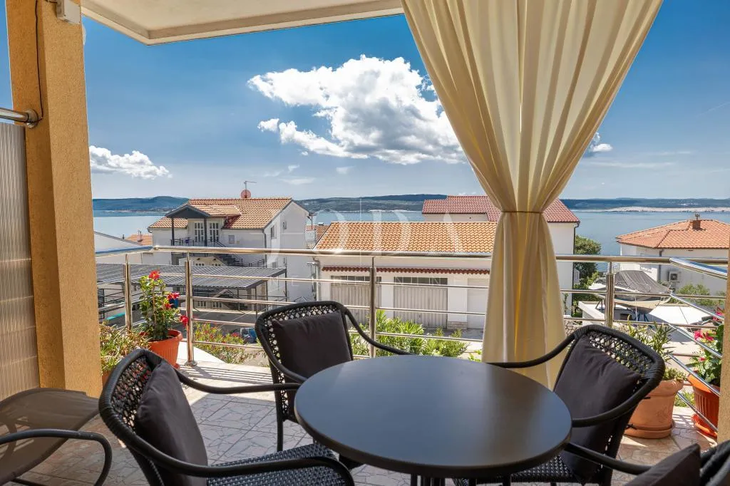 dramalj-kuca sa 7 apartmana - slika 38