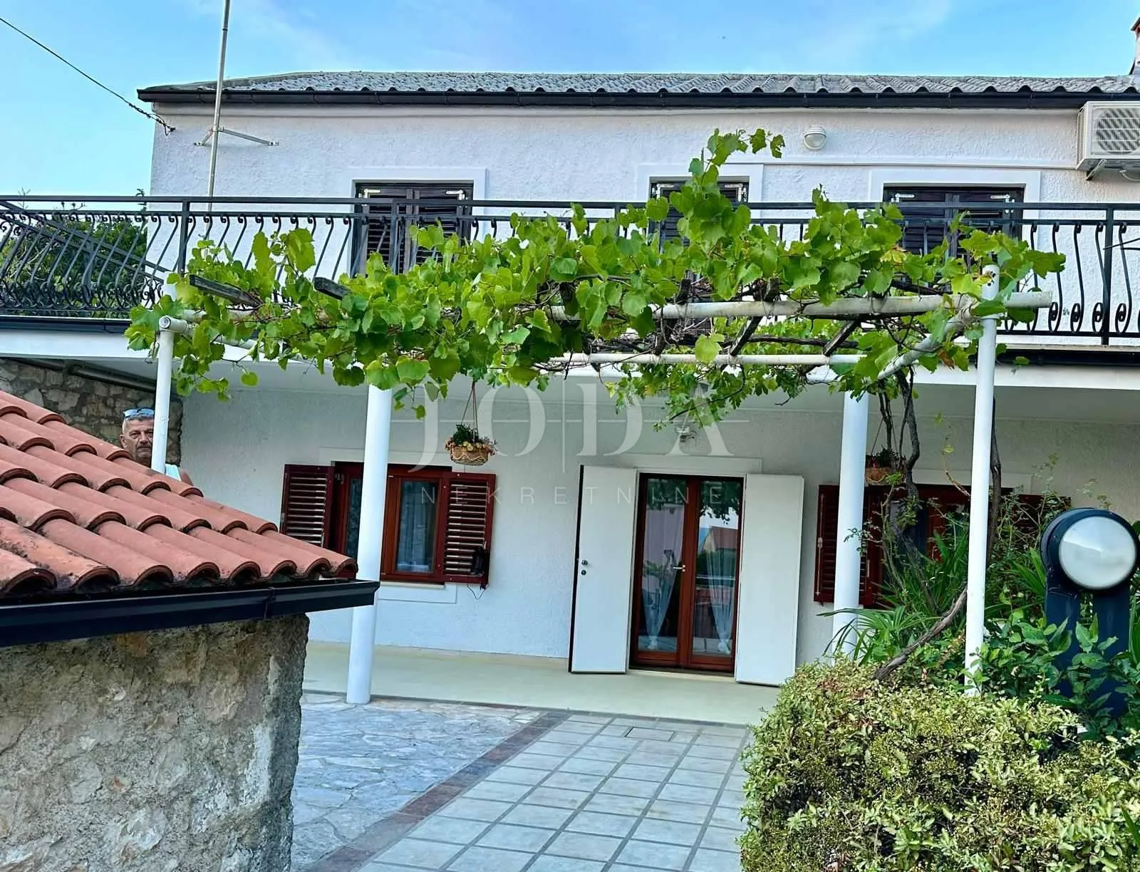 novi vinodolski, kuća sa dvorišnim objektom u blizini centra - slika 36