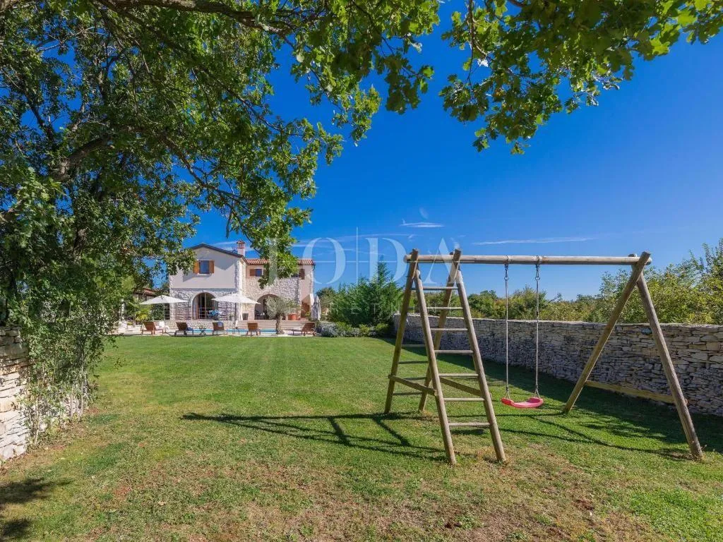 svetvinčenat, okolica, prekrasna villa sa bazenom - slika 15
