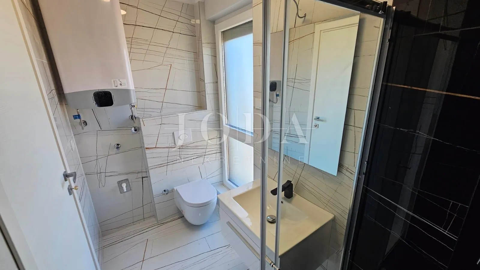 novalja, novogradnja penthouse - slika 15