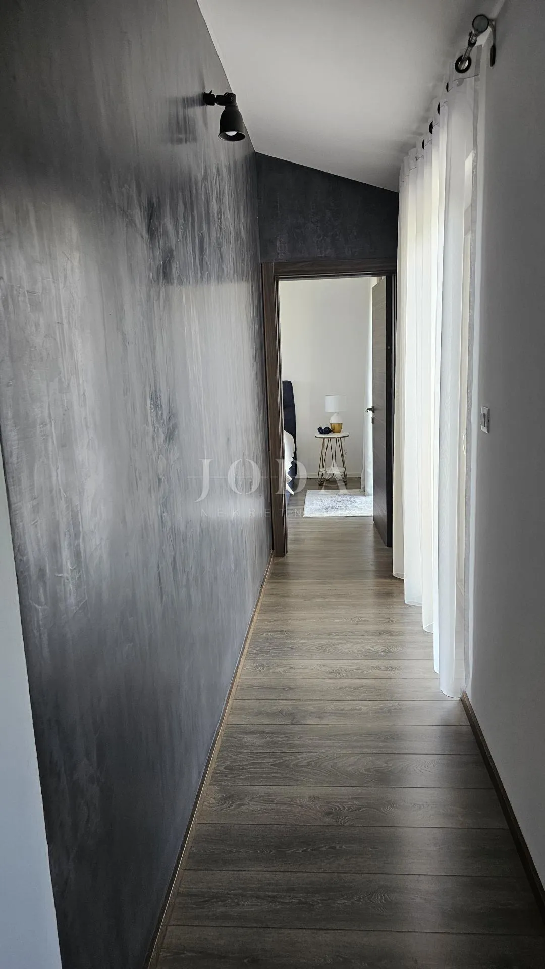 prekrasna villa sa bazenom i prostranom okućnicom,barban okolica - slika 20