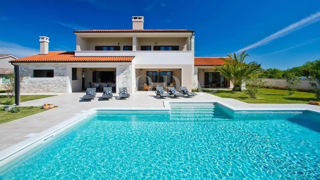 svetvinčenat, okolica, prekrasna villa sa bazenom - slika 3