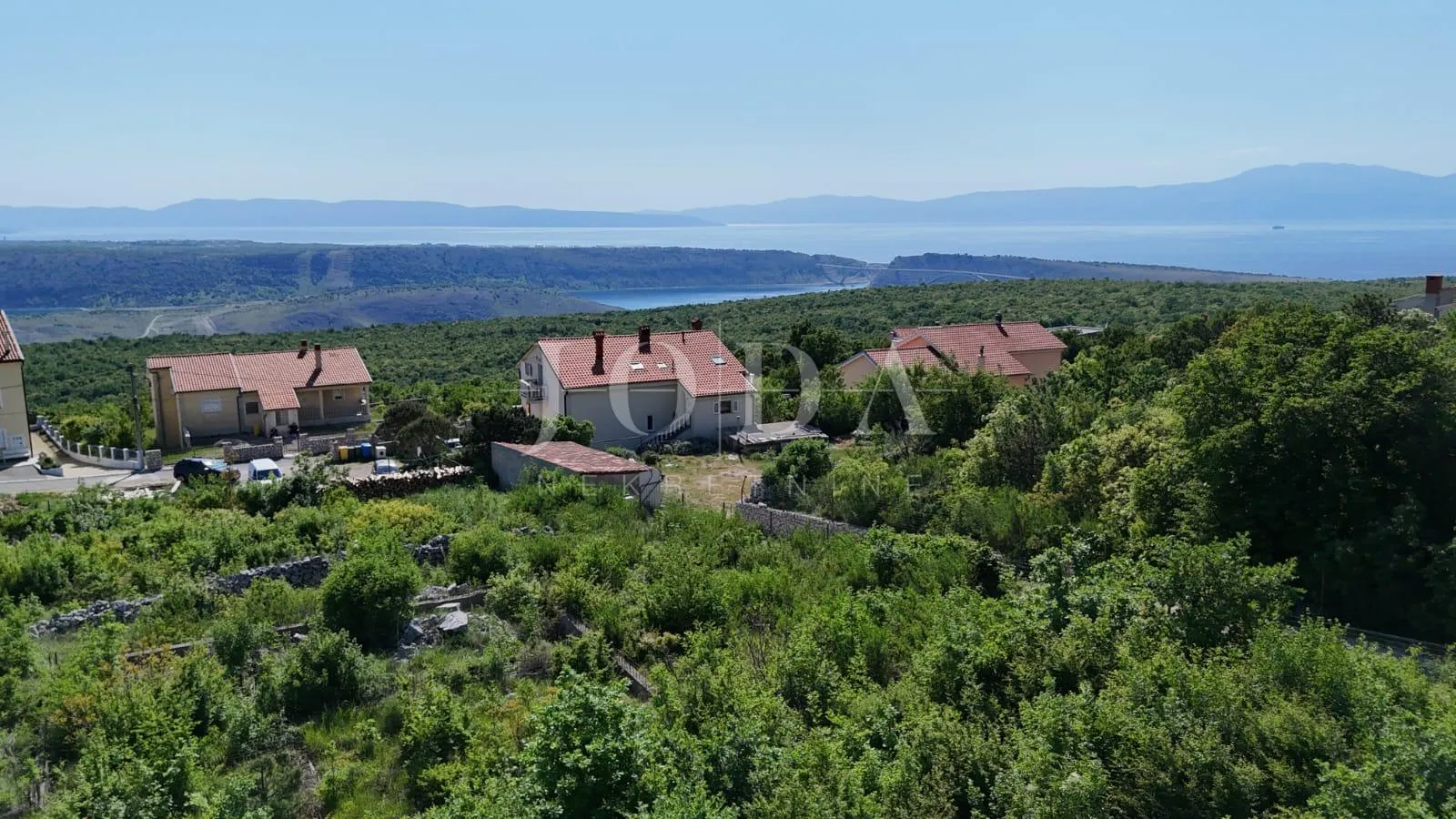 šmrika teren 1392m2 - slika 4