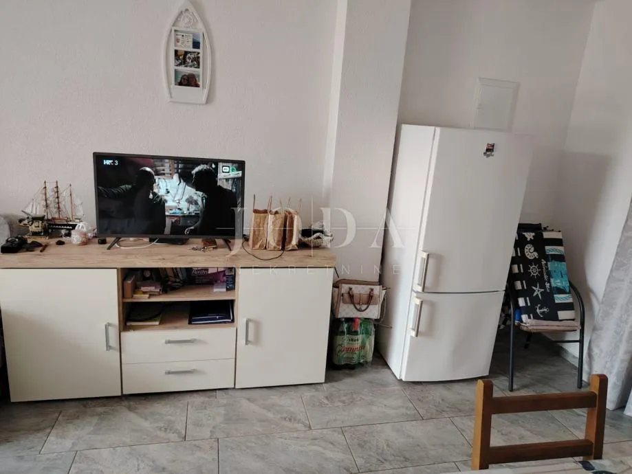 novi vinodolski, dvoetažni stan, 220m od mora - slika 4