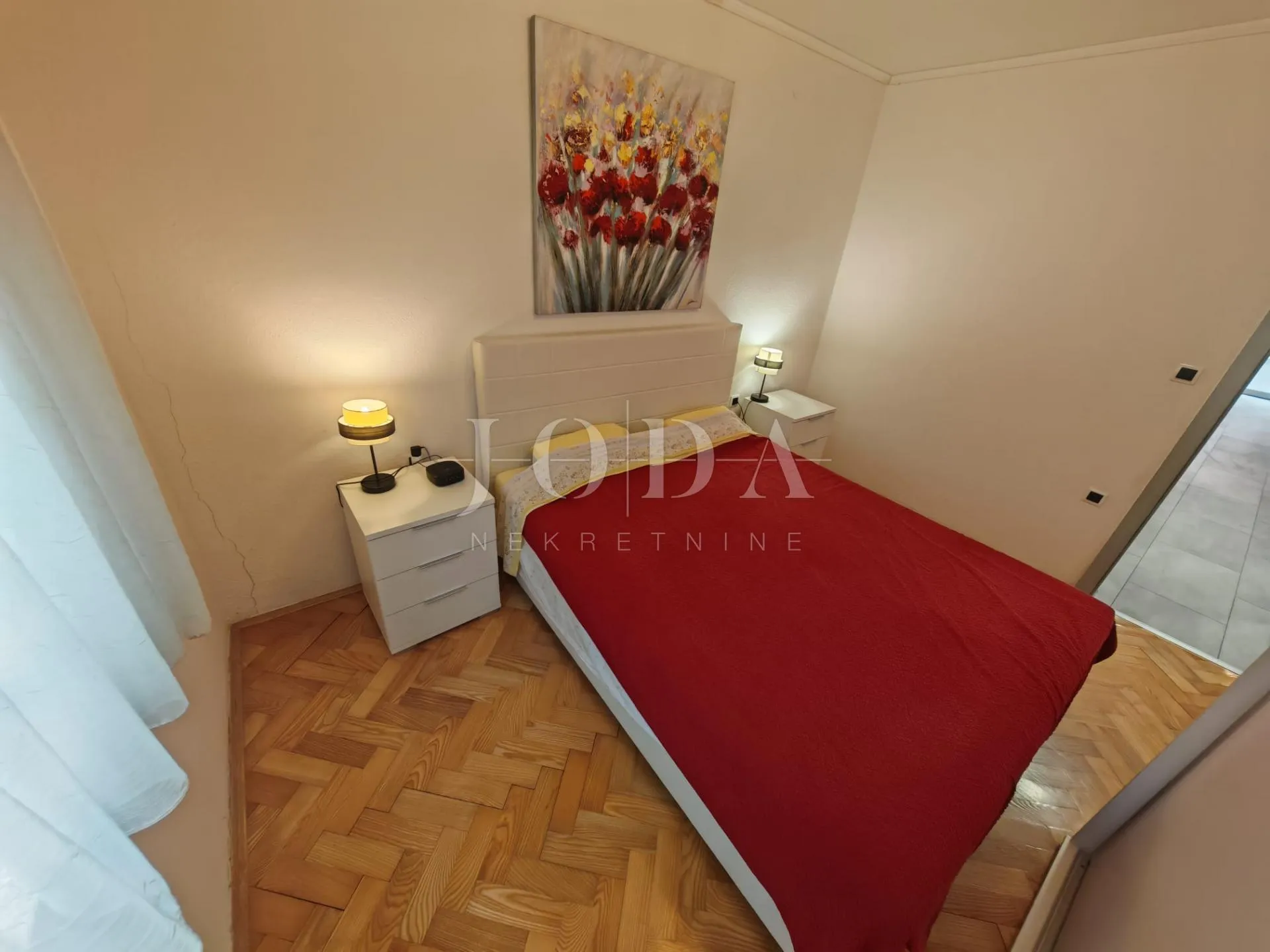 uredan stan 250m od mora - slika 8