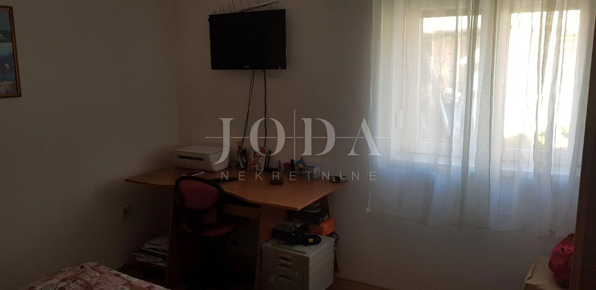 jadranovo kuća sa tri stana - slika 23