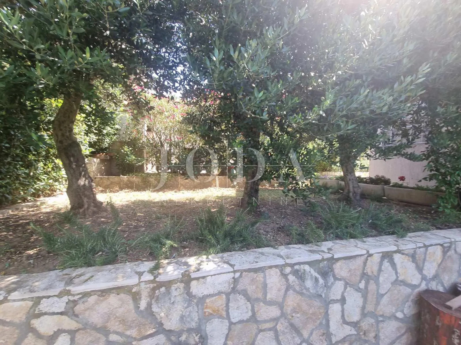 novi vinodolski, kuća sa tri stana i prekrasnim pogledom na more - slika 32