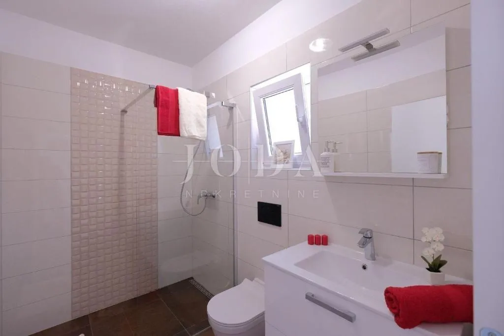 svetvinčenat, okolica, moderna villa sa bazenom - slika 33