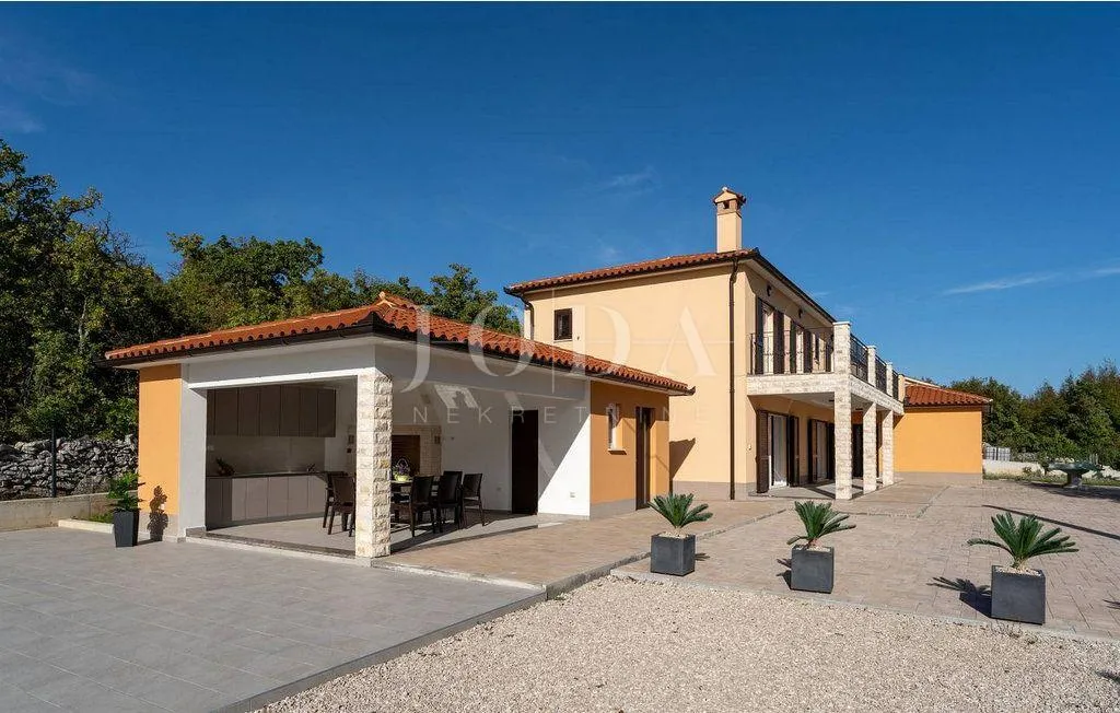 labin, okolica, villa za odmor sa bazenom i jaccuzijem na jedinstvenoj lokaciji - slika 11