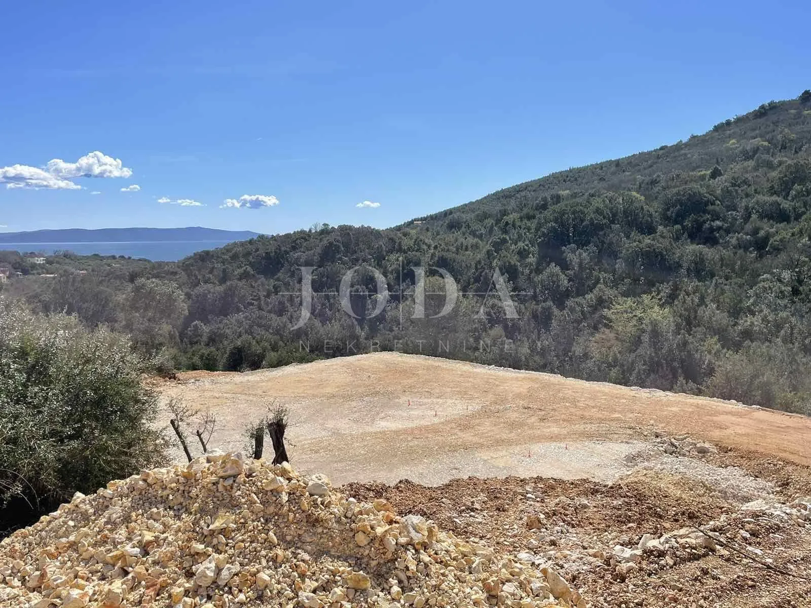 labin, okolica, građevinski teren sa građevinskom dozvolom i predivnim pogledom na more - slika 6