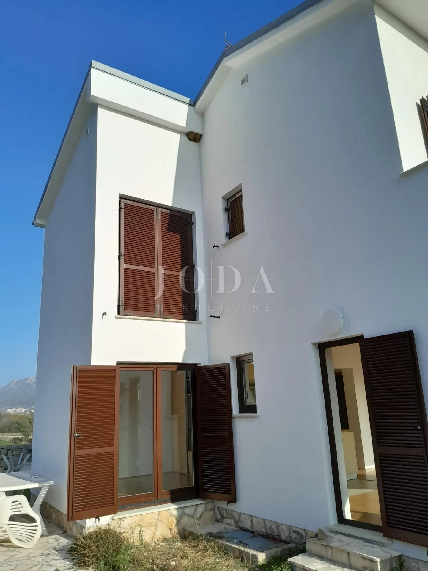 apartman sa bazenom - slika 10