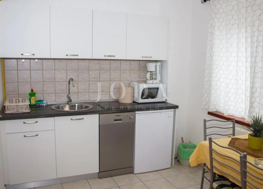 ekskluzivna nekretnina u crikvenici: 602 m², bazen, 7 apartmana, 250 m od mora - slika 35