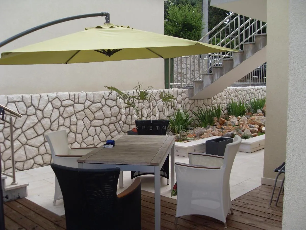 novi vinodolski, kuća 50m od mora - slika 24