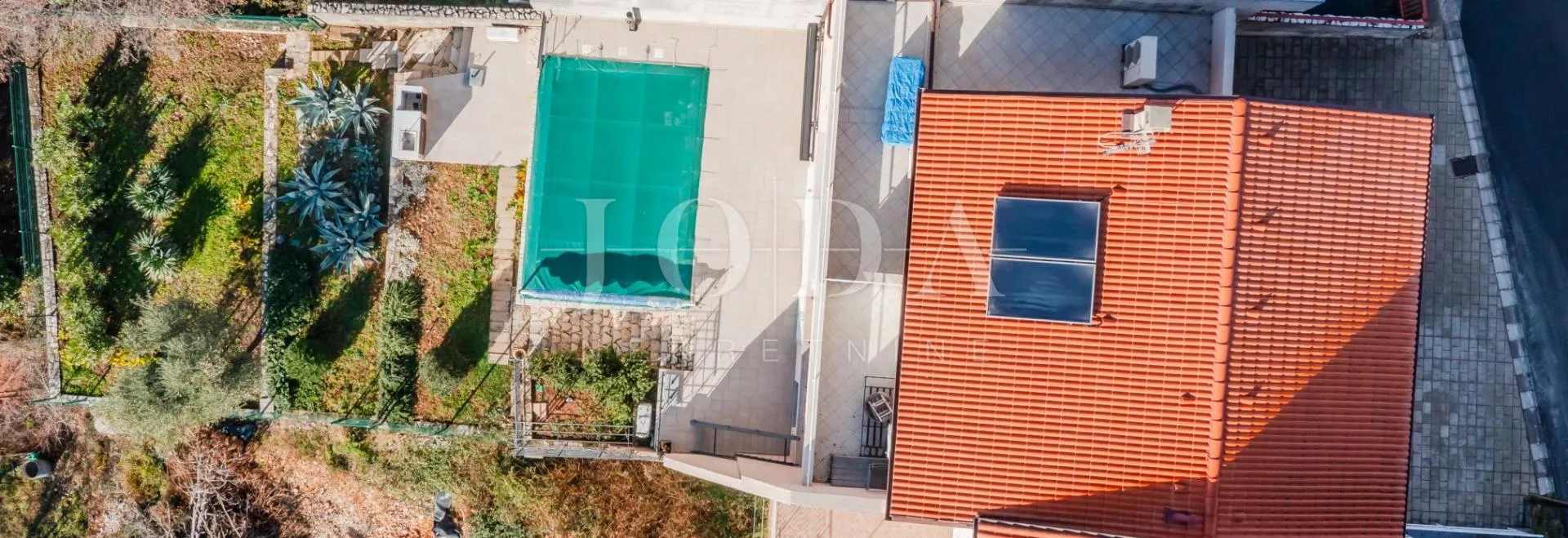 crikvenica kuća sa 4 stana - slika 5