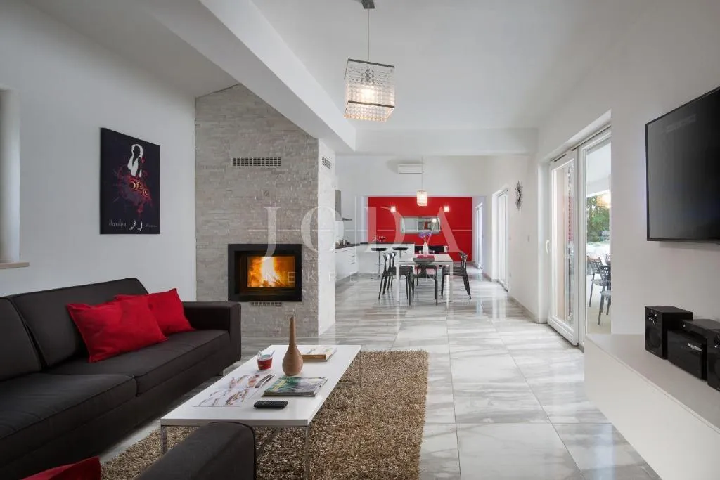 labin, okolica, luksuzna villa sa spa zonom - slika 12